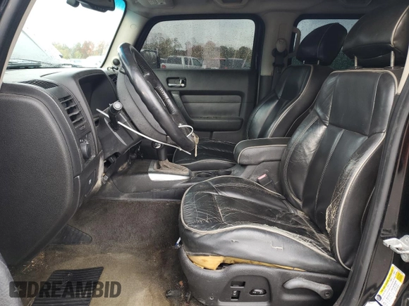 2006 Hummer H3 with VIN 5GTDN136968195060, listed as a Copart auction lot 76206994 with 205,939 mi miles and Salvage Title. Bid and sale history available at carsss.com. Image 7.