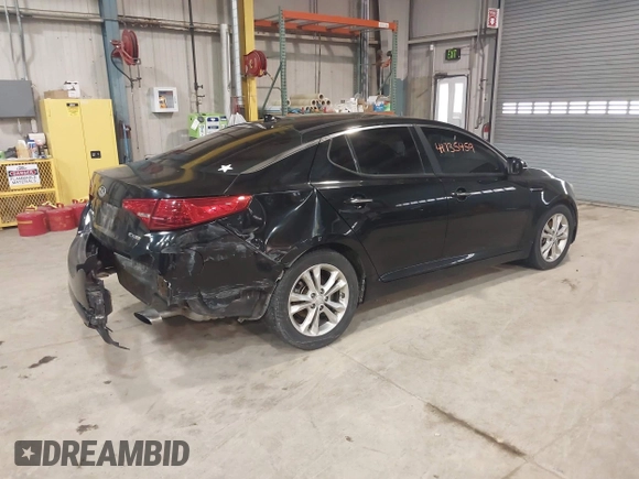 2013 Kia Optima EX z VIN 5XXGN4A77DG257728, wystawiony jako IAAI lot #41735459 z przebiegiem 262 740 mil mil oraz . Historia ofert i sprzedaży dostępna na DreamBid. Obrazek 4.