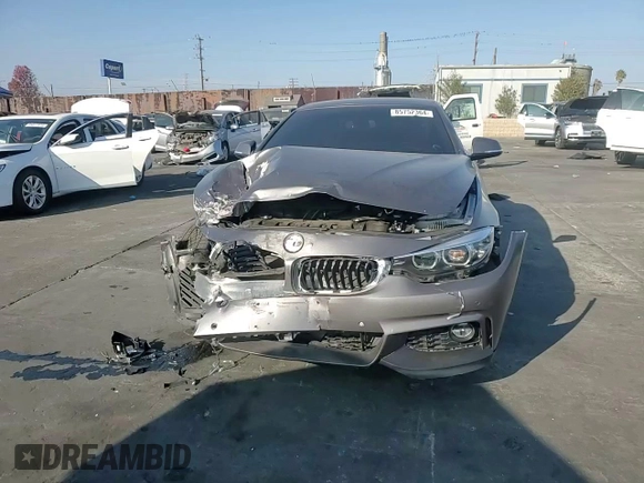 2018 BMW 4 Series 440i with VIN WBA4Z5C56JEA32922, listed as a Copart auction lot 85752364 with 31,105 mi miles and Salvage title. Bid and sale history available at DreamBid. Image 10.