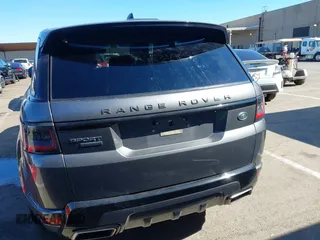 2019 Land Rover Range Rover Sport Dynamic with VIN SALWR2RE0KA825052, listed as a IAAI auction lot 41678014 with 56,814 mi miles. Bid and sale history available at carsss.com. Image 17.
