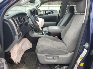 2013 Toyota Tundra with VIN 5TFDY5F18DX302012, listed as a Copart auction lot 43340675 with 33,685 mi miles and Salvage title. Bid and sale history available at DreamBid. Image 7.