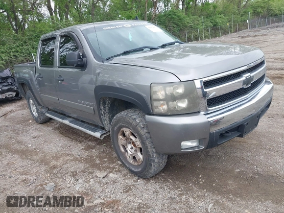 2007 Chevrolet Silverado 1500 LTZ with VIN 2GCEK13M471660691, listed as a IAAI auction lot 42152051 with 210,906 mi miles. Bid and sale history available at carsss.com. Image 1.