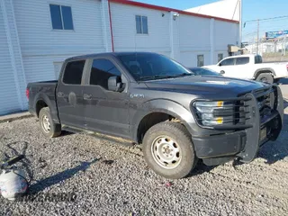 2015 Ford F-150 XLT with VIN 1FTEW1EF9FFC79168, listed as a IAAI auction lot 41421604 with 117,144 mi miles. Bid and sale history available at carsss.com. Image 1.