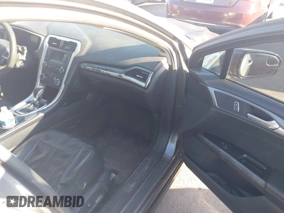 2015 Ford Fusion SE with VIN 3FA6P0H72FR258641, listed as a IAAI auction lot 42336660 with 276,647 mi miles and . Bid and sale history available at DreamBid. Image 5.