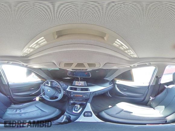 2013 BMW 3 Series 328i z VIN WBA3C1C56DF436269, wystawiony jako Copart lot #57311725 z przebiegiem 139 482 mil mil oraz Szkody całkowita. Historia ofert i sprzedaży dostępna na DreamBid. Obrazek 14.
