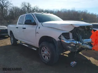 2018 Ram 2500 Tradesman with VIN 3C6UR5CL2JG283550, listed as a IAAI auction lot 41415063 with 62,482 mi miles. Bid and sale history available at carsss.com. Image 1.