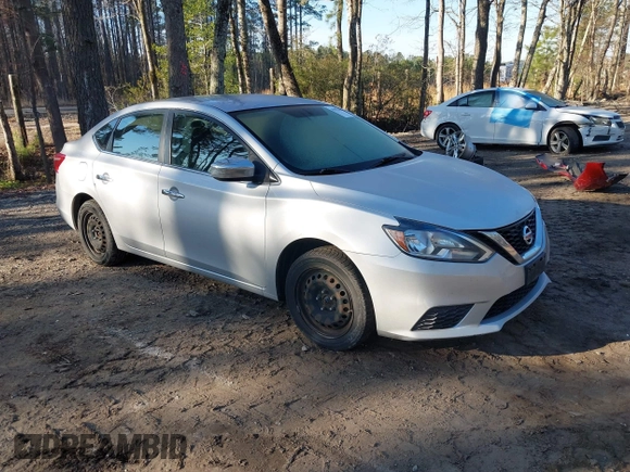 2016 Nissan Sentra S with VIN 3N1AB7AP0GY262977, listed as a IAAI auction lot 41901900 with 121,022 mi miles. Bid and sale history available at carsss.com. Image 1.