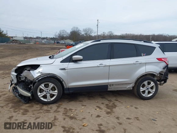 2016 Ford Escape SE with VIN 1FMCU9G94GUC06902, listed as a IAAI auction lot 41432640 with 200,575 mi miles. Bid and sale history available at carsss.com. Image 6.