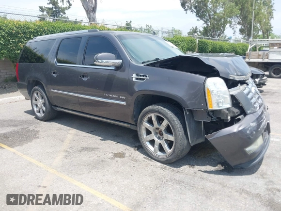 2011 Cadillac Escalade ESV Premium z VIN 1GYS4JEF2BR149146, wystawiony jako IAAI lot #42370325 z przebiegiem 68 787 mil mil oraz . Historia ofert i sprzedaży dostępna na DreamBid. Obrazek 1.
