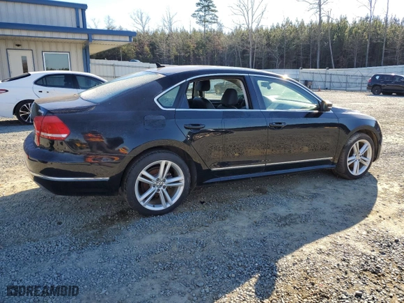 2014 Volkswagen Passat SEL Premium with VIN 1VWCS7A32EC022156, listed as a Copart auction lot 85029894 with 170,909 mi miles and Clean Title. Bid and sale history available at carsss.com. Image 3.