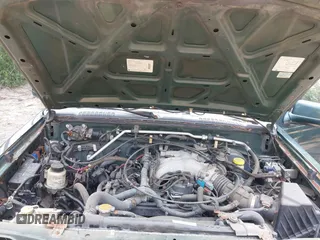 2000 Nissan Frontier XE z VIN 1N6ED27TXYC350670, wystawiony jako IAAI lot #42422277 z przebiegiem 192 897 mil mil oraz . Historia ofert i sprzedaży dostępna na DreamBid. Obrazek 10.