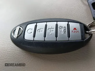 2014 Nissan Pathfinder S z VIN 5N1AR2MM4EC655234, wystawiony jako IAAI lot #42178826 z przebiegiem 152 346 mil mil oraz . Historia ofert i sprzedaży dostępna na DreamBid. Obrazek 11.