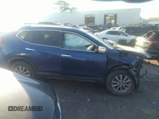2018 Nissan Rogue SV with VIN KNMAT2MV8JP589255, listed as a IAAI auction lot 41270316 with 170,895 mi miles. Bid and sale history available at carsss.com. Image 13.
