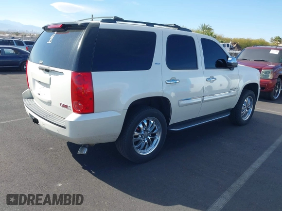 2008 GMC Yukon SLT w/4SB with VIN 1GKFC13JX8R175248, listed as a IAAI auction lot 41913083 with 193,272 mi miles. Bid and sale history available at carsss.com. Image 4.