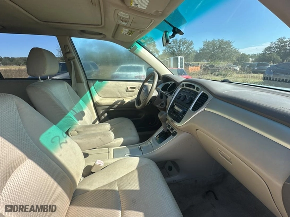 2006 Toyota Highlander Hybrid with VIN JTEDW21A860007558, listed as a Copart auction lot 88987005 with 256,404 mi miles and Clean Title. Bid and sale history available at carsss.com. Image 5.