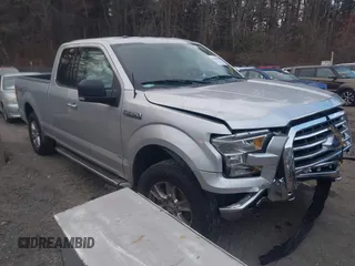 2015 Ford F-150 XLT with VIN 1FTFX1EF8FFC65652, listed as a IAAI auction lot 41263630 with 1 mi miles. Bid and sale history available at carsss.com. Image 1.