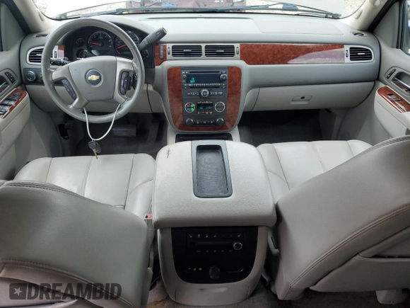 2013 Chevrolet Tahoe LT with VIN 1GNSKBE08DR108589, listed as a Copart auction lot 60191675 with 221,595 mi miles and Salvage title. Bid and sale history available at DreamBid. Image 8.