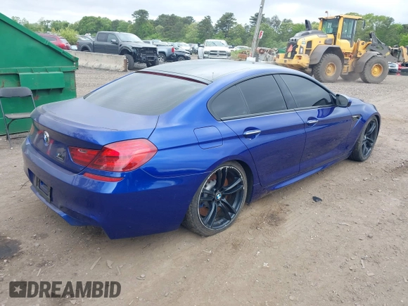 2014 BMW M6 z VIN WBS6C9C54EDV73943, wystawiony jako IAAI lot #42294944 z przebiegiem 129 823 mil mil oraz . Historia ofert i sprzedaży dostępna na DreamBid. Obrazek 4.