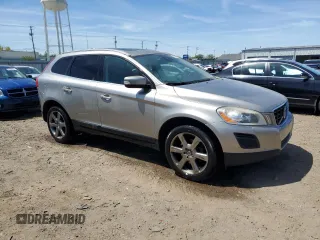 2013 Volvo XC60 T6 with VIN YV4902DZ6D2382232, listed as a Copart auction lot 55960605 with 150,406 mi miles and Salvage title. Bid and sale history available at DreamBid. Image 4.