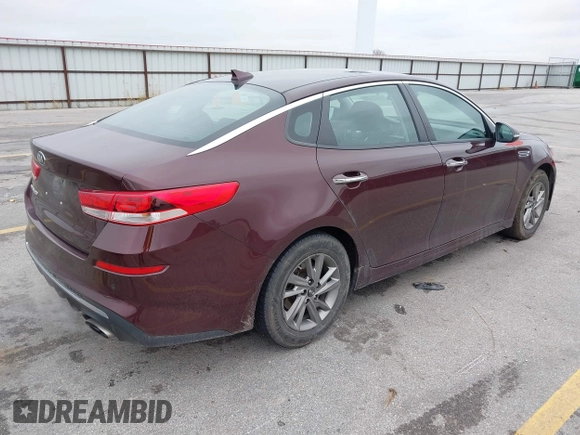 2019 Kia Optima LX with VIN 5XXGT4L35KG339342, listed as a IAAI auction lot 40863899 with 109,223 mi miles. Bid and sale history available at carsss.com. Image 4.