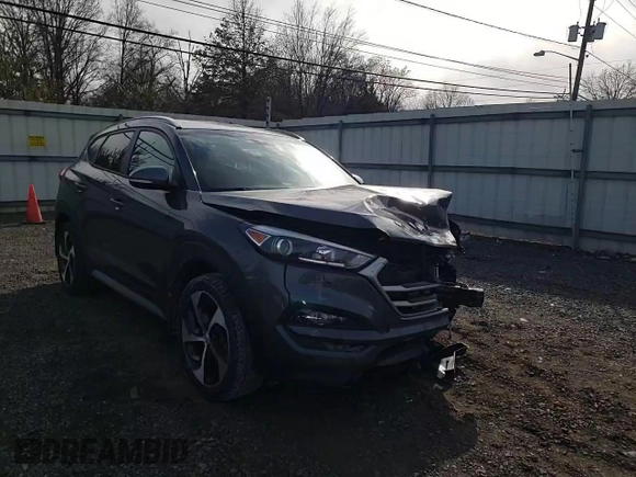 2018 Hyundai Tucson Sport z VIN KM8J3CAL9JU779149, wystawiony jako Copart lot #45682195 z przebiegiem 39 560 mil mil oraz Szkoda całkowita • Salvage title. Historia ofert i sprzedaży dostępna na DreamBid. Obrazek 12.