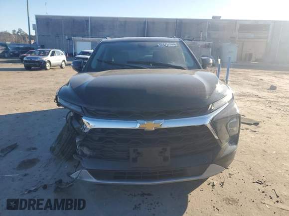 2024 Chevrolet Blazer LT z VIN 3GNKBJRS2RS195075, wystawiony jako Copart lot #46497035 z przebiegiem 26 199 mil mil oraz Czysty tytuł • Clean title. Historia ofert i sprzedaży dostępna na DreamBid. Obrazek 5.