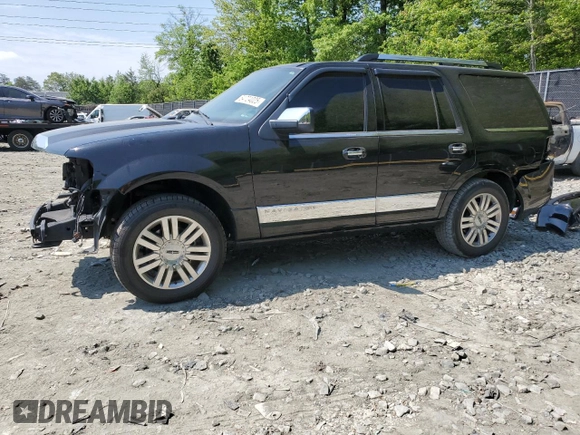 2014 Lincoln Navigator z VIN 5LMJJ2J58EEL00184, wystawiony jako Copart lot #54724025 z przebiegiem 200 772 mil mil oraz Szkoda całkowita • Salvage title. Historia ofert i sprzedaży dostępna na DreamBid. Obrazek 1.