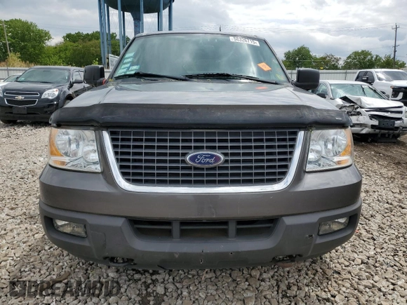 2004 Ford Expedition Special Service with VIN 1FMPU16L74LA55782, listed as a Copart auction lot 58326715 with 68,653 mi miles and Salvage title. Bid and sale history available at DreamBid. Image 5.
