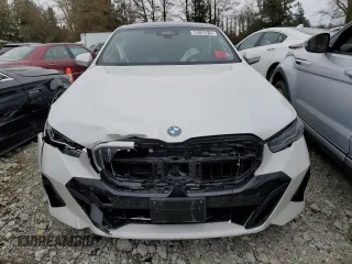 2024 BMW 5 Series 530i xDrive with VIN WBA53FJ09RCS43460, listed as a Copart auction lot 48102915 with 0 mi miles and Clean Title. Bid and sale history available at carsss.com. Image 5.