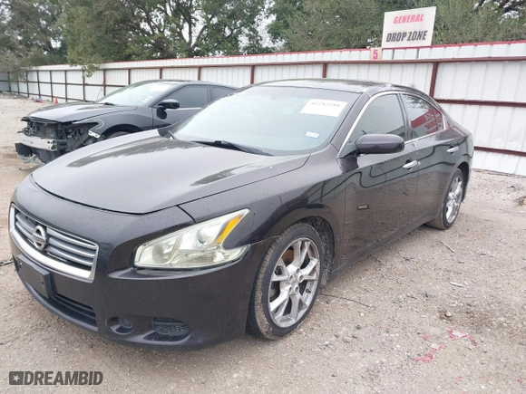 2012 Nissan Maxima 3.5 SV with VIN 1N4AA5AP8CC838523, listed as a IAAI auction lot 41282958 with 151,586 mi miles. Bid and sale history available at carsss.com. Image 2.