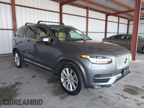 2016 Volvo XC90 T6 Inscription with VIN YV4A22PLXG1014855, listed as a IAAI auction lot 42150318 with 109,614 mi miles. Bid and sale history available at carsss.com. Image 1.