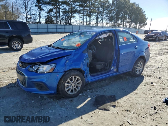 2018 Chevrolet Sonic LT z VIN 1G1JD5SHXJ4123736, wystawiony jako Copart lot #42646795 z przebiegiem 102 620 mil mil oraz Szkoda całkowita • Salvage title. Historia ofert i sprzedaży dostępna na DreamBid. Obrazek 1.