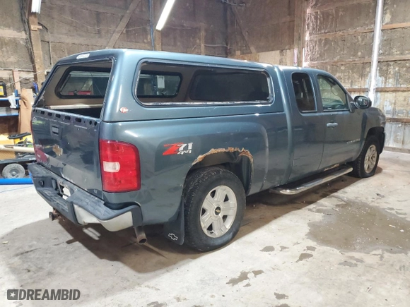 2008 Chevrolet Silverado 1500 LT w/1LT with VIN 1GCEK19018Z216472, listed as a Copart auction lot 49810185 with 215,721 mi miles and Clean Title. Bid and sale history available at carsss.com. Image 3.