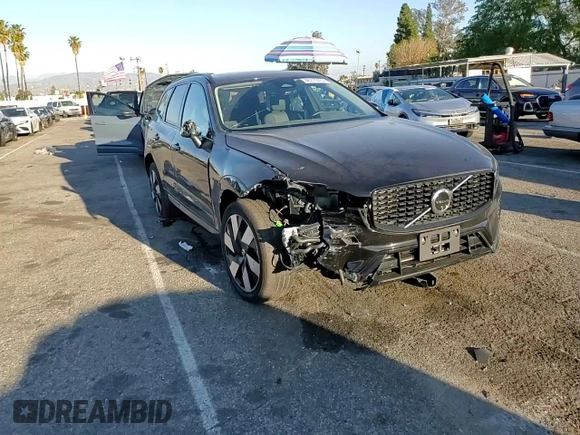 2024 Volvo XC60 Plus Dark Theme z VIN YV4H60DL2R1896845, wystawiony jako Copart lot #46711415 z przebiegiem 24 916 mil mil oraz Szkoda całkowita • Salvage title. Historia ofert i sprzedaży dostępna na DreamBid. Obrazek 12.