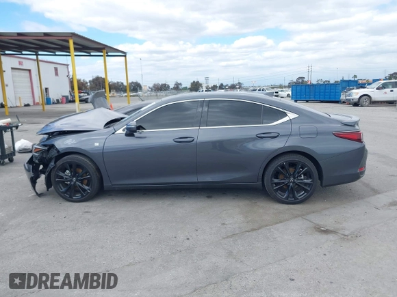 2024 Lexus ES 300h with VIN 58ABA1C18RU039512, listed as a IAAI auction lot 42051732 with 19,728 mi miles and . Bid and sale history available at DreamBid. Image 14.
