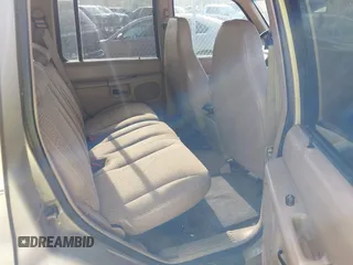 2001 Ford Explorer XLS z VIN 1FMZU62E71UB61118, wystawiony jako IAAI lot #42491725 z przebiegiem 160 280 mil mil oraz . Historia ofert i sprzedaży dostępna na DreamBid. Obrazek 8.