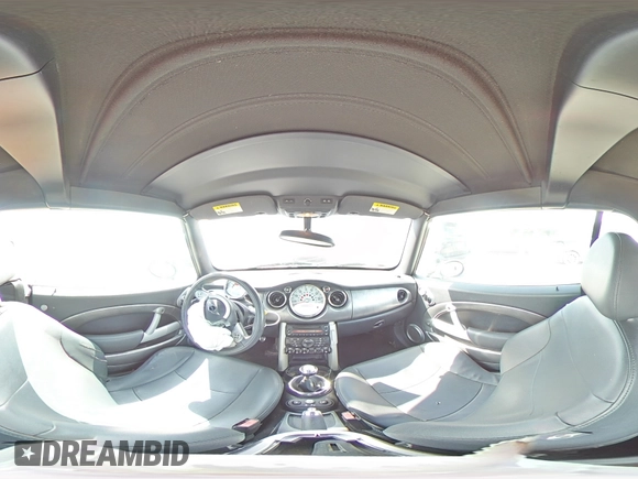 2008 MINI Convertible S с VIN WMWRH33508TU81576, выставлен на аукционе Copart как лот 60684675 с пробегом 145 344 миль миль и Списание • Salvage title. История ставок и продаж доступна на DreamBid. Изображение 14.