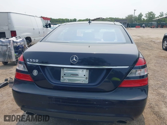 2007 Mercedes-Benz S 550 с VIN WDDNG71X47A108623, выставлен на аукционе IAAI как лот 42395736 с пробегом 192 584 миль миль и . История ставок и продаж доступна на DreamBid. Изображение 17.