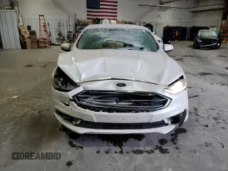 2017 Ford Fusion SE with VIN 3FA6P0HD0HR170941, listed as a Copart auction lot 45033605 with 84,935 mi miles and Salvage Title. Bid and sale history available at carsss.com. Image 5.