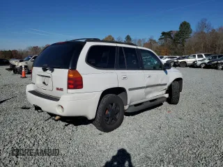 2007 GMC Envoy SLT with VIN 1GKDS13S072226573, listed as a Copart auction lot 81832594 with 204,439 mi miles and Salvage Title. Bid and sale history available at carsss.com. Image 3.