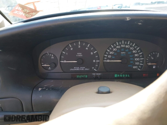 1999 Dodge Caravan SE with VIN 1B4GP44G1XB894210, listed as a IAAI auction lot 42122444 with 352,473 mi miles and . Bid and sale history available at carsss.com. Image 7.