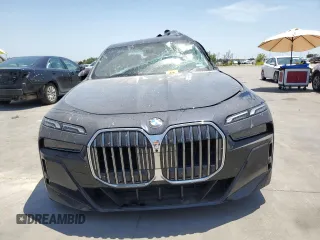 2023 BMW 7 Series 740i with VIN WBA23EH07PCL47297, listed as a Copart auction lot 60743543 with Not Provided miles and . Bid and sale history available at DreamBid. Image 5.