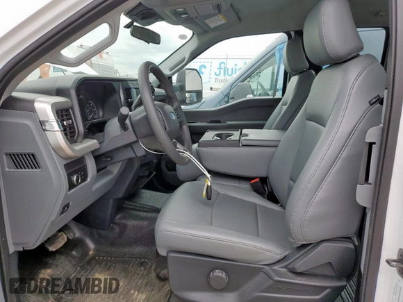2025 Ford F-350 with VIN 1FD8X3HN8SEC33741, listed as a Copart auction lot 59874165 with Not provided miles and Salvage title. Bid and sale history available at DreamBid. Image 7.