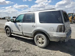2004 Ford Expedition Special Service with VIN 1FMPU16L84LA98432, listed as a Copart auction lot 64141275 with 250,254 mi miles and Salvage title. Bid and sale history available at DreamBid. Image 2.