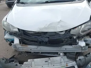 2016 Honda Fit LX с VIN JHMGK5H5XGX040656, выставлен на аукционе IAAI как лот 42028740 с пробегом 109 279 миль миль и . История ставок и продаж доступна на DreamBid. Изображение 6.