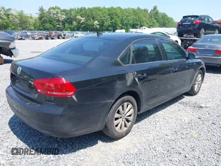 2014 Volkswagen Passat S с VIN 1VWAP7A31EC003851, выставлен на аукционе IAAI как лот 42392804 с пробегом 156 302 миль миль и . История ставок и продаж доступна на DreamBid. Изображение 4.