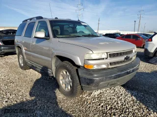2005 Chevrolet Tahoe Z71 with VIN 1GNEK13T55R102982, listed as a Copart auction lot 46470435 with 216,197 mi miles and Salvage Title. Bid and sale history available at carsss.com. Image 4.