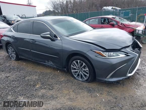 2022 Lexus ES 350 z VIN 58ACZ1B18NU133558, wystawiony jako IAAI lot #41837796 z przebiegiem 35 770 mil mil oraz . Historia ofert i sprzedaży dostępna na DreamBid. Obrazek 1.