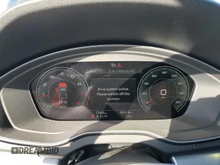 2025 Audi Q5 S line Premium z VIN WA1GAAFY3S2015351, wystawiony jako Copart lot #49959865 z przebiegiem 1249 mil mil oraz Szkody całkowita. Historia ofert i sprzedaży dostępna na DreamBid. Obrazek 9.