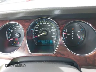 2010 Ford Taurus SEL с VIN 1FAHP2EW3AG156815, выставлен на аукционе IAAI как лот 42342615 с пробегом 152 870 миль миль и . История ставок и продаж доступна на DreamBid. Изображение 7.